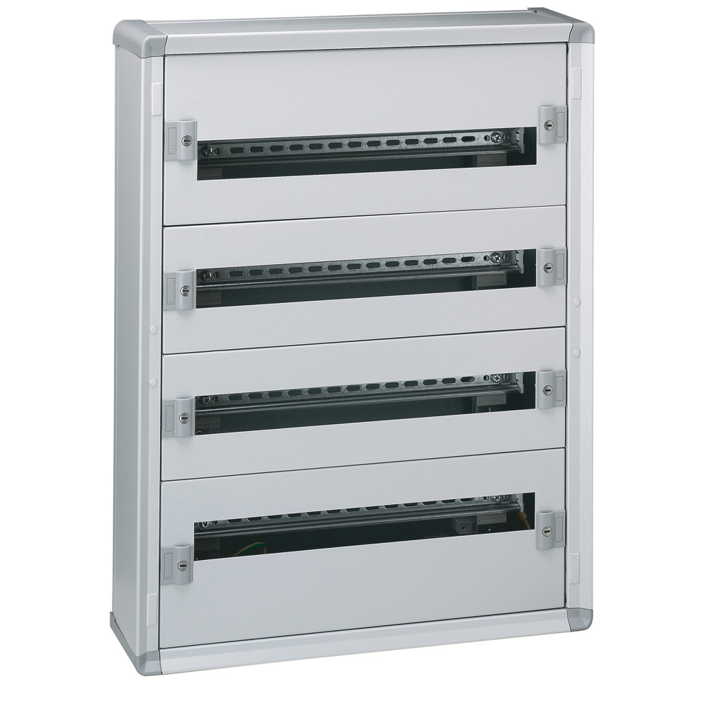 XL3-160: Orman za modularnu opremu (4x24) opremljen sinama i prednjim maskama, 750x575x147mm, bez vrata, nadgradni