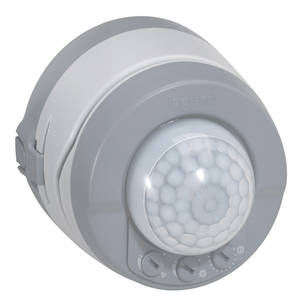 PLEXO N: detektor kretanja, PIR, 2000 W inkadescentno i halogeno ili 1000VA fluo na 230 V AC, vreme zatezanja posle zadnje detekcije t=12 sec-16min, zona detekcije 0 do 8 m, montaža na plafon, ugao detekcije 360° ili zid (pod uglom 15°), ugao detekcije 90°, zona detekcije 8-12m, IP 55, siva boja