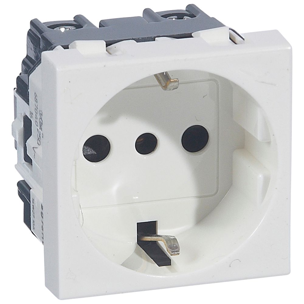 VELA: Uticnica 2P+E, 230V, 2M, sjajno bela