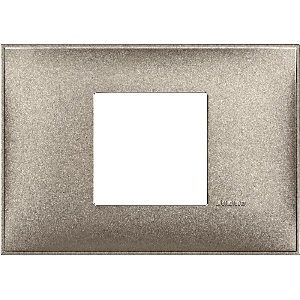 Classia: okvir, 2M ( za doznu 3M ), titanijum metal